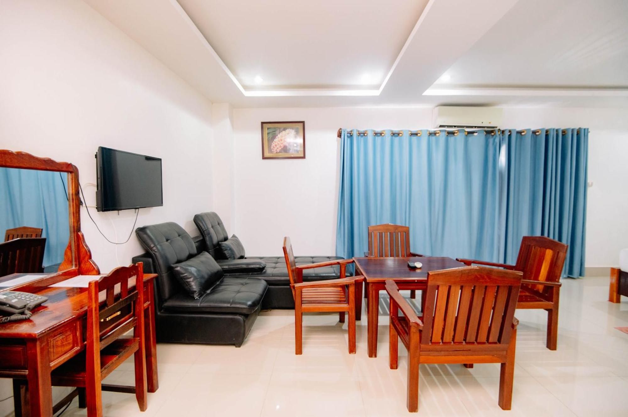 Lisha The Grand Riverside Hotel Vang Vieng Exterior photo